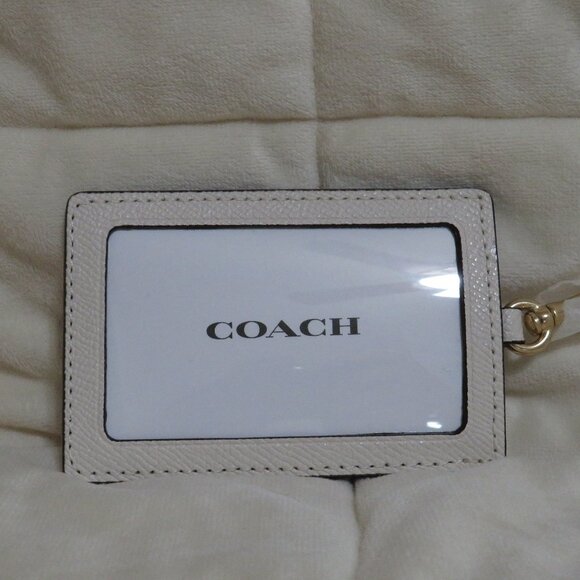 Coach Crossgrain Leather ID Lanyard - Picture 2 of 3